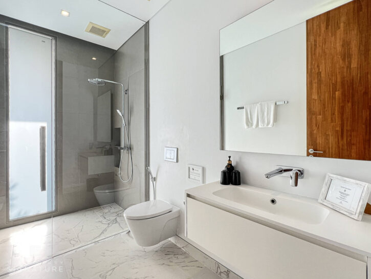 Malaiwana Estate Phuket - Penthouse (B1) - Guest Bedroom One 5
