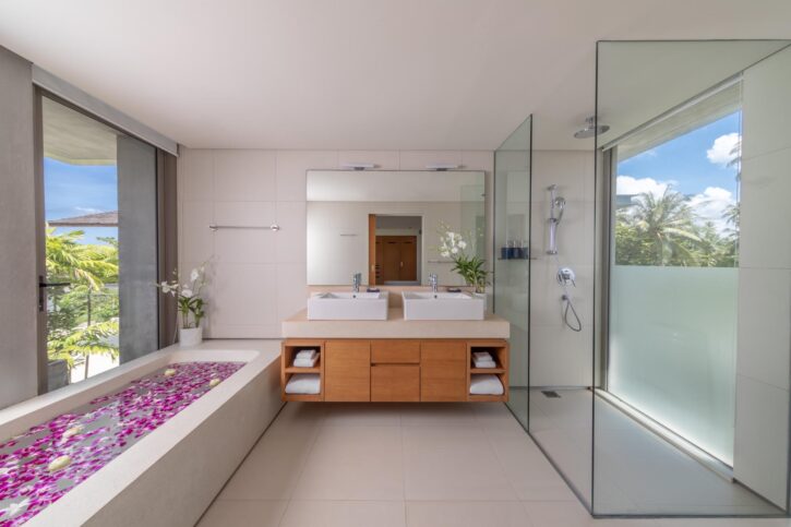 Villa Roxo - Master Bedroom 2 3