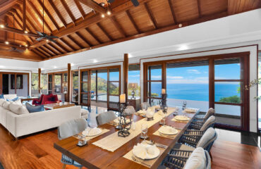 06 Villa Varya - Dining Area