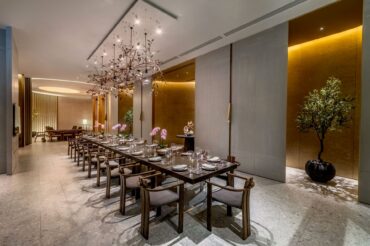 Villa Zai Phuket Dining Indoor Bar 5