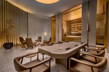 Villa Zai Phuket Dining Indoor Bar 9